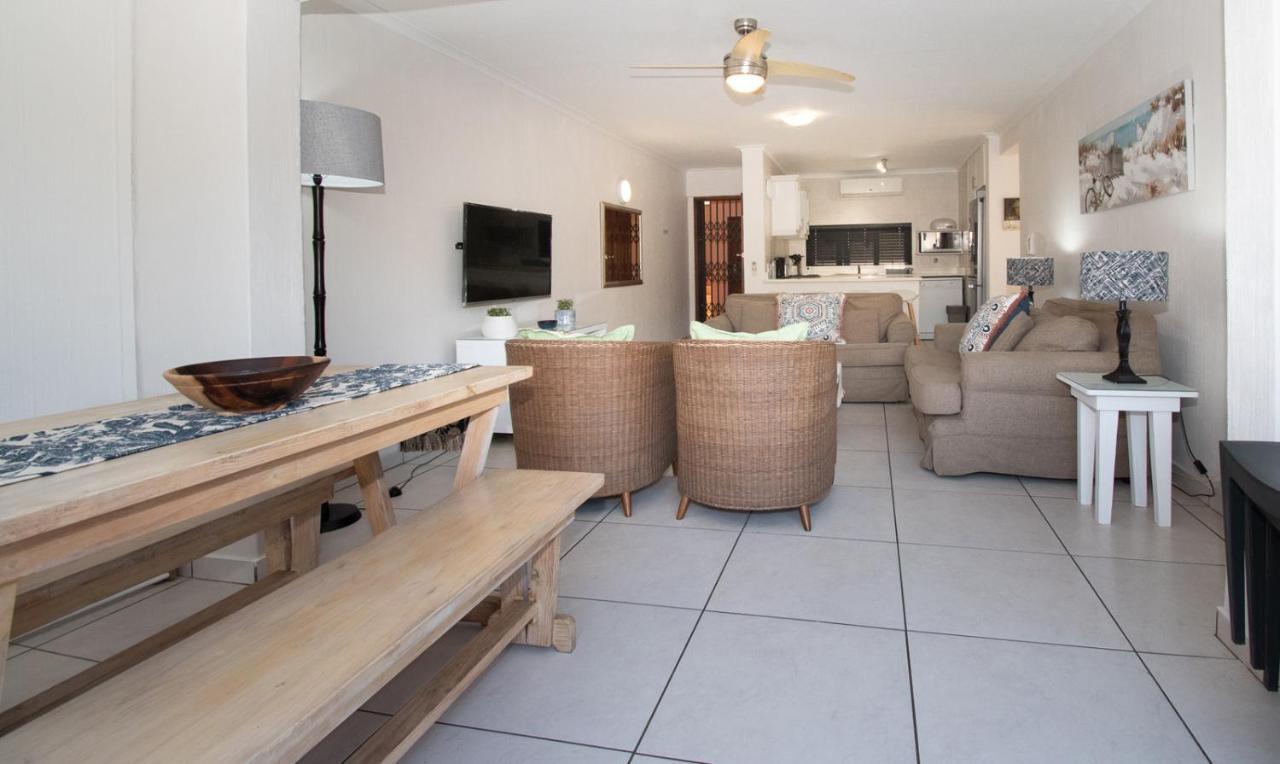 Apartamento 7 The Shades Umhlanga Rocks Durban Exterior foto