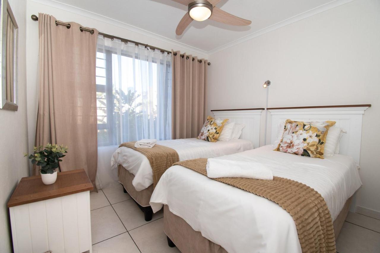 Apartamento 7 The Shades Umhlanga Rocks Durban Exterior foto